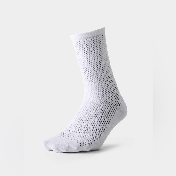 Aritzia Accessories - Aritzia Fishnet Crew Sock | Bright White